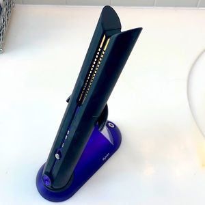 The Dyson Corrale™ straightener